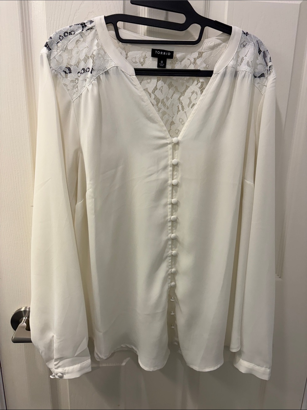 torrid Cream Lace-Shoulder Button Front Blouse